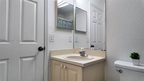 11432 NW 48th Terrace Doral FL 33178