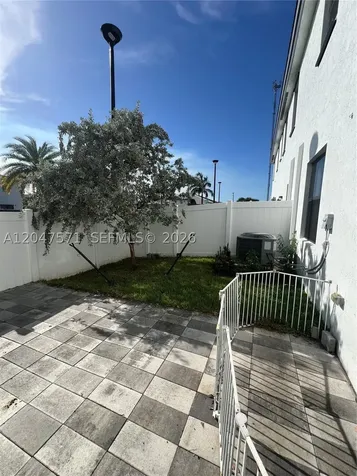 20368 NW 4th Path Miami Gardens FL 33169