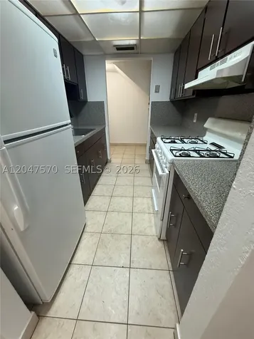 1305 W 53rd Street Hialeah FL 33012