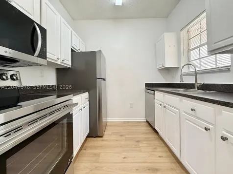 2151 NW 96th Terrace Pembroke Pines FL 33024