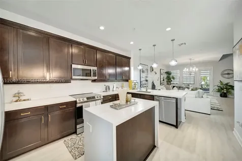 11355 SW 14th Street Pembroke Pines FL 33025