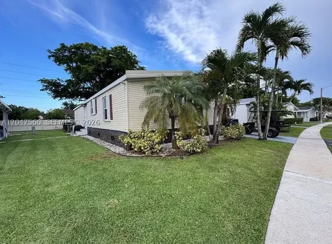1196 SW 112th Way Davie FL 33325