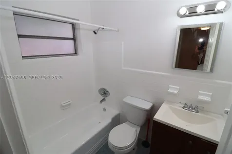 915 NE 16th Terrace Fort Lauderdale FL 33304