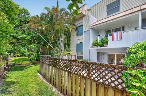 4600 SW 67th Avenue Miami FL 33155