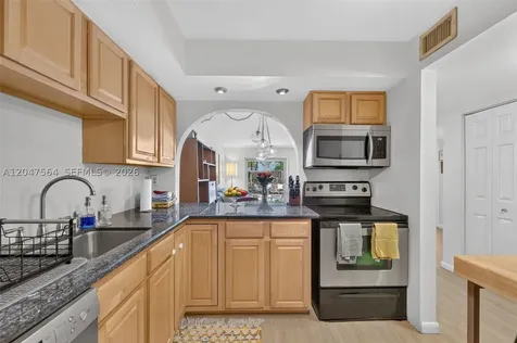 4600 SW 67th Avenue Miami FL 33155