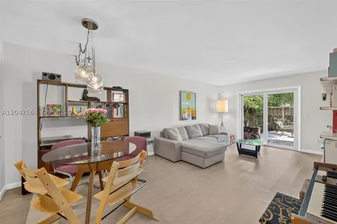 4600 SW 67th Avenue Miami FL 33155