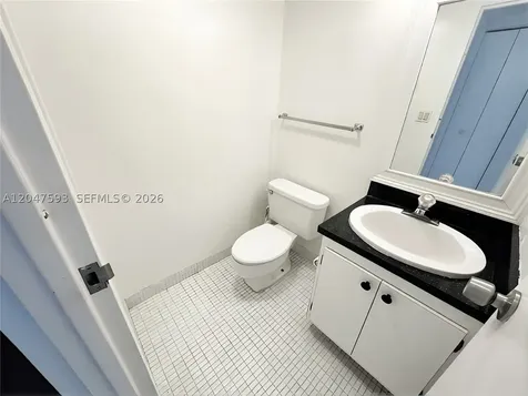 100 Bayview Drive Sunny Isles Beach FL 33160
