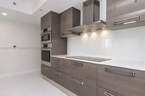 17201 Collins Avenue Sunny Isles Beach FL 33160
