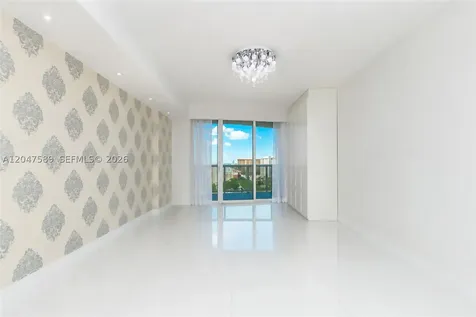 17201 Collins Avenue Sunny Isles Beach FL 33160