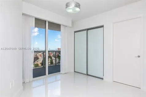 17201 Collins Avenue Sunny Isles Beach FL 33160