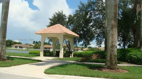 4152 Pine Ridge Lane Weston FL 33331