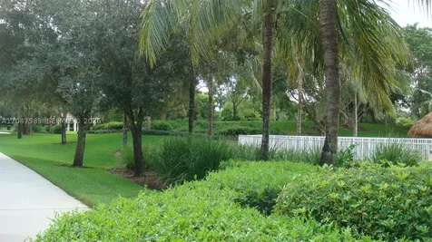 4152 Pine Ridge Lane Weston FL 33331