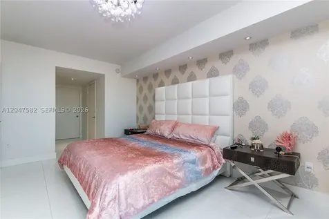 17201 Collins Avenue Sunny Isles Beach FL 33160