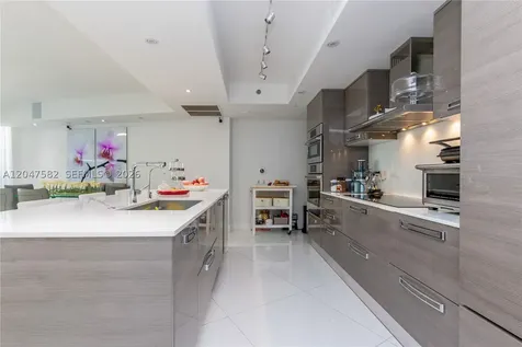 17201 Collins Avenue Sunny Isles Beach FL 33160
