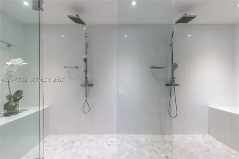17201 Collins Avenue Sunny Isles Beach FL 33160