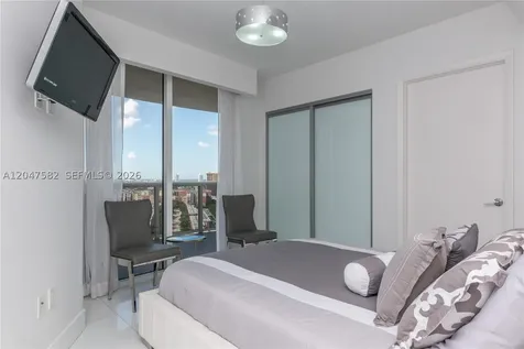 17201 Collins Avenue Sunny Isles Beach FL 33160