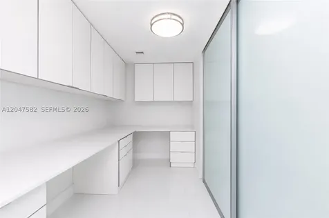 17201 Collins Avenue Sunny Isles Beach FL 33160