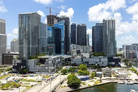 350 S Miami Avenue Miami FL 33130