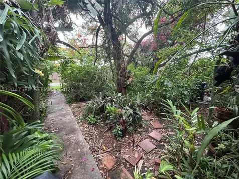 8285 SW 47th Street Miami FL 33155