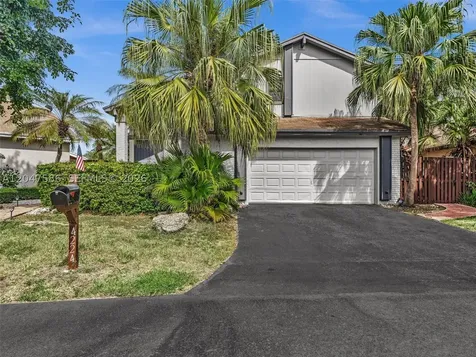 4224 SW 148th Place Miami FL 33185