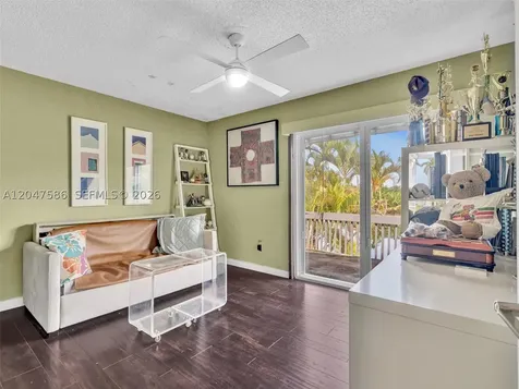 4224 SW 148th Place Miami FL 33185