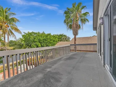 4224 SW 148th Place Miami FL 33185