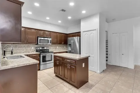 1922 SE 22nd Court Homestead FL 33035