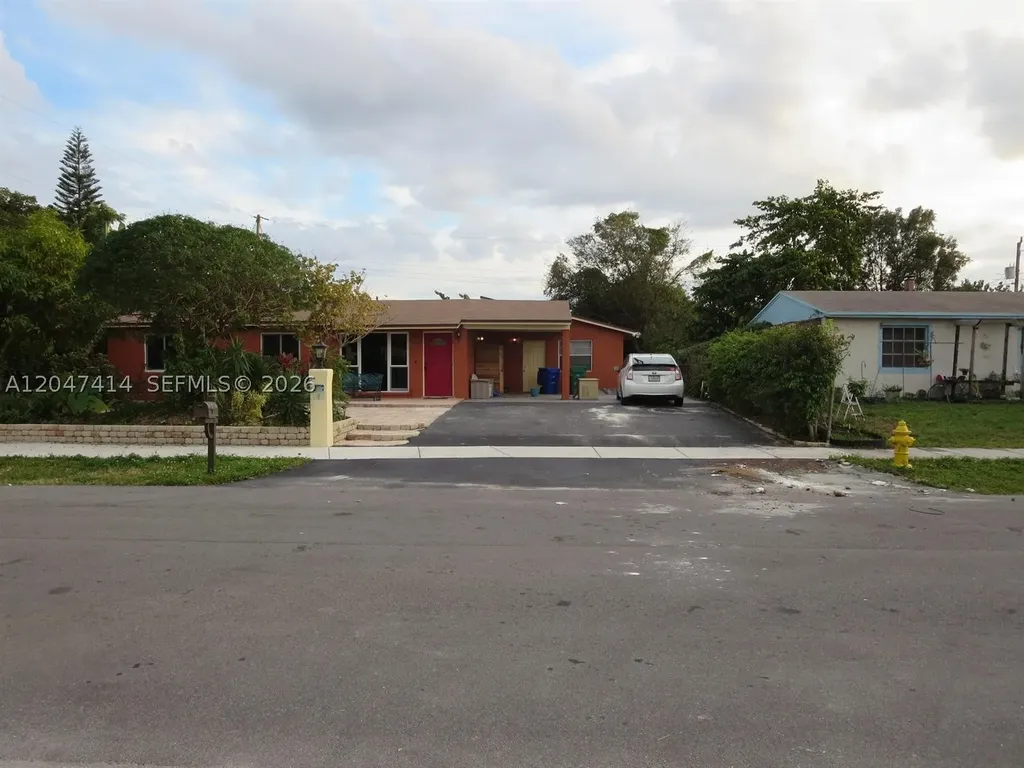4828 SW 20th Street Fort Lauderdale FL 33317