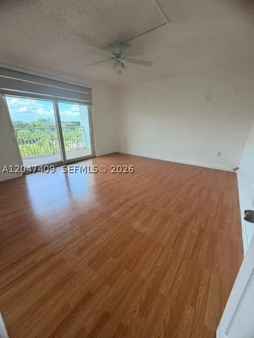 6930 Miami Gardens Drive Hialeah FL 33015