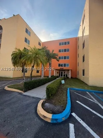 6930 Miami Gardens Drive Hialeah FL 33015