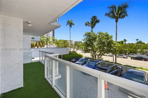 2457 Collins Avenue Miami Beach FL 33140