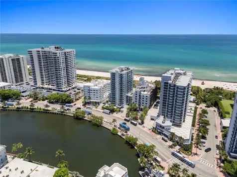 2457 Collins Avenue Miami Beach FL 33140