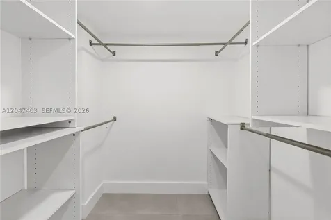 2457 Collins Avenue Miami Beach FL 33140