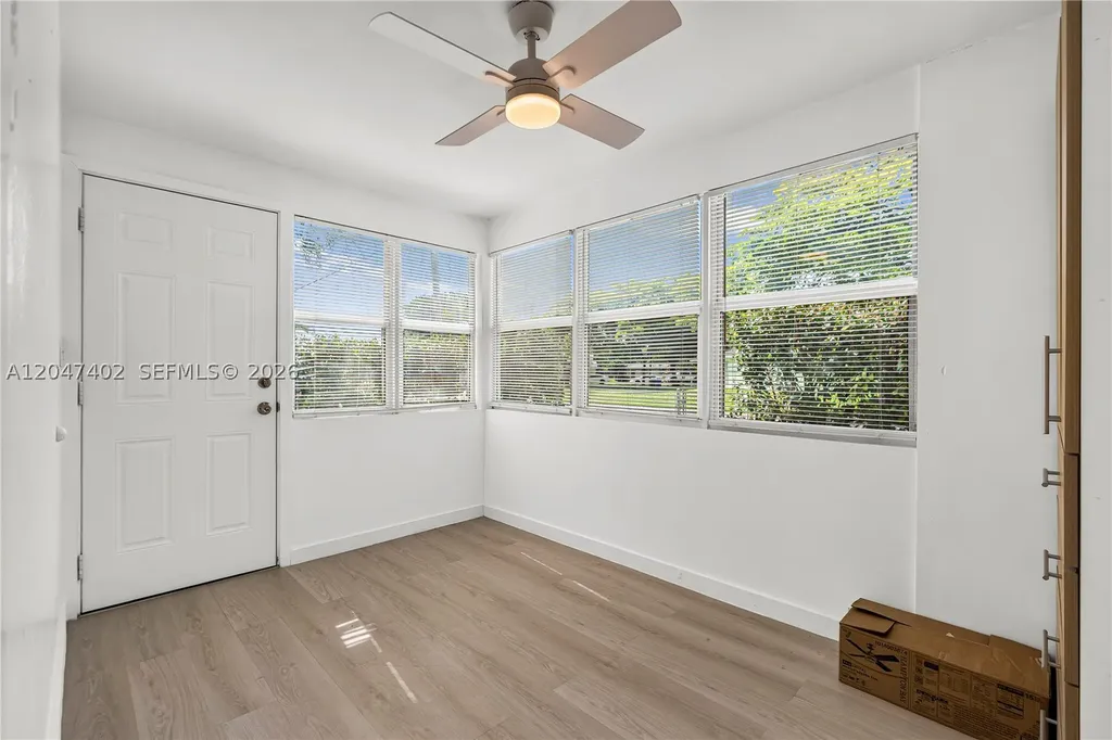 5800 Taylor Street Hollywood FL 33021