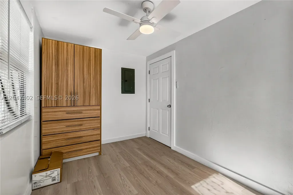 5800 Taylor Street Hollywood FL 33021