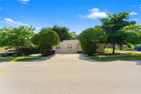 5800 Taylor Street Hollywood FL 33021