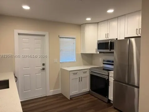 206 NE 1st Court Dania Beach FL 33004