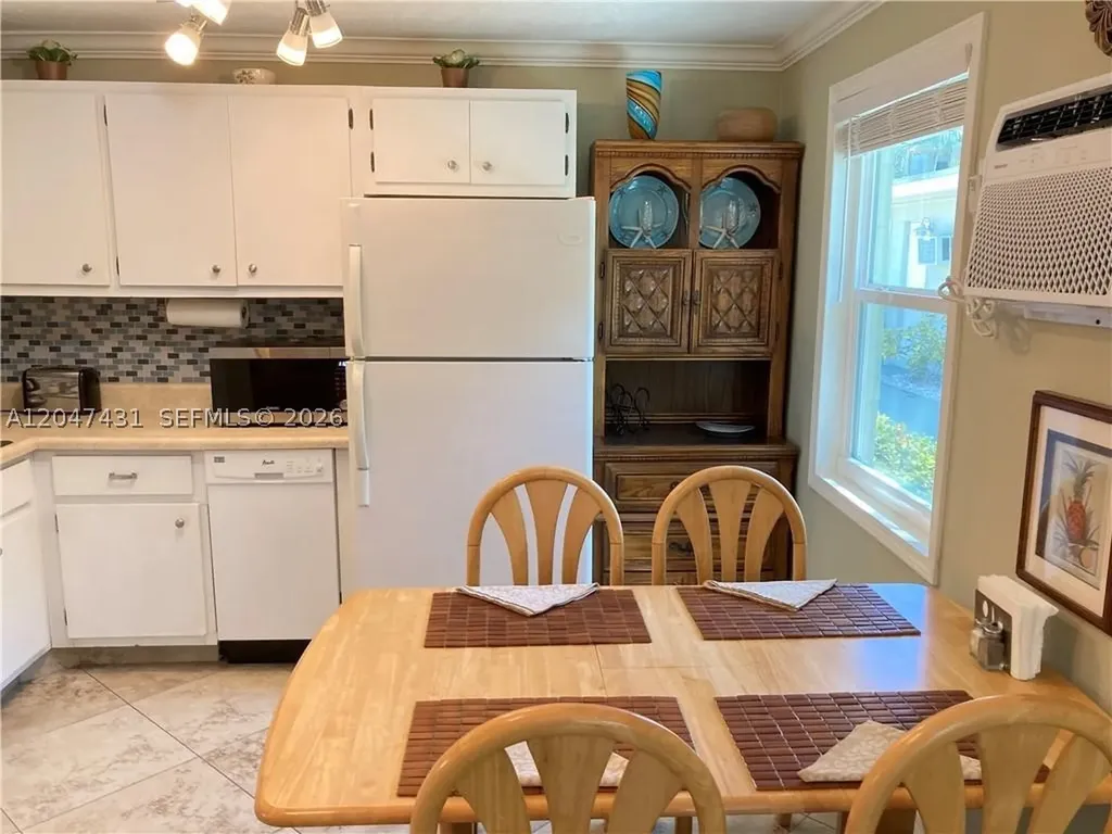 3230 NE 13th Street Pompano Beach FL 33062