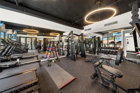 2555 Collins Avenue Miami Beach FL 33140