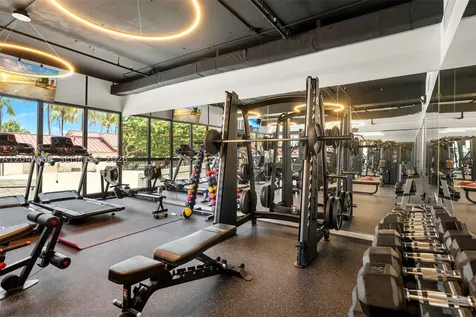 2555 Collins Avenue Miami Beach FL 33140