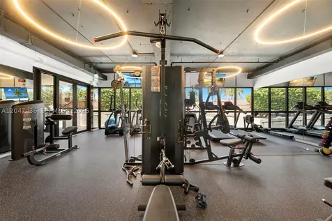 2555 Collins Avenue Miami Beach FL 33140