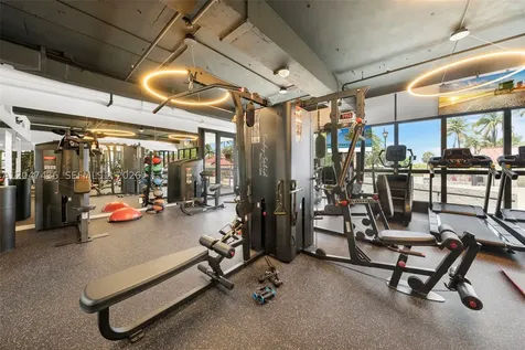 2555 Collins Avenue Miami Beach FL 33140