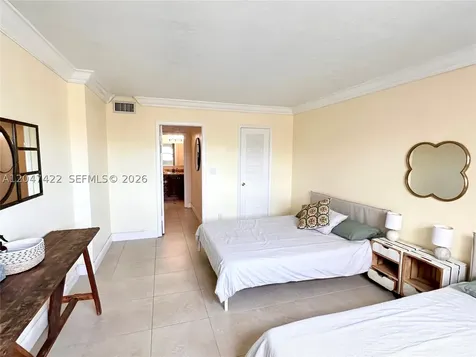 500 NE 12th Avenue Hallandale Beach FL 33009