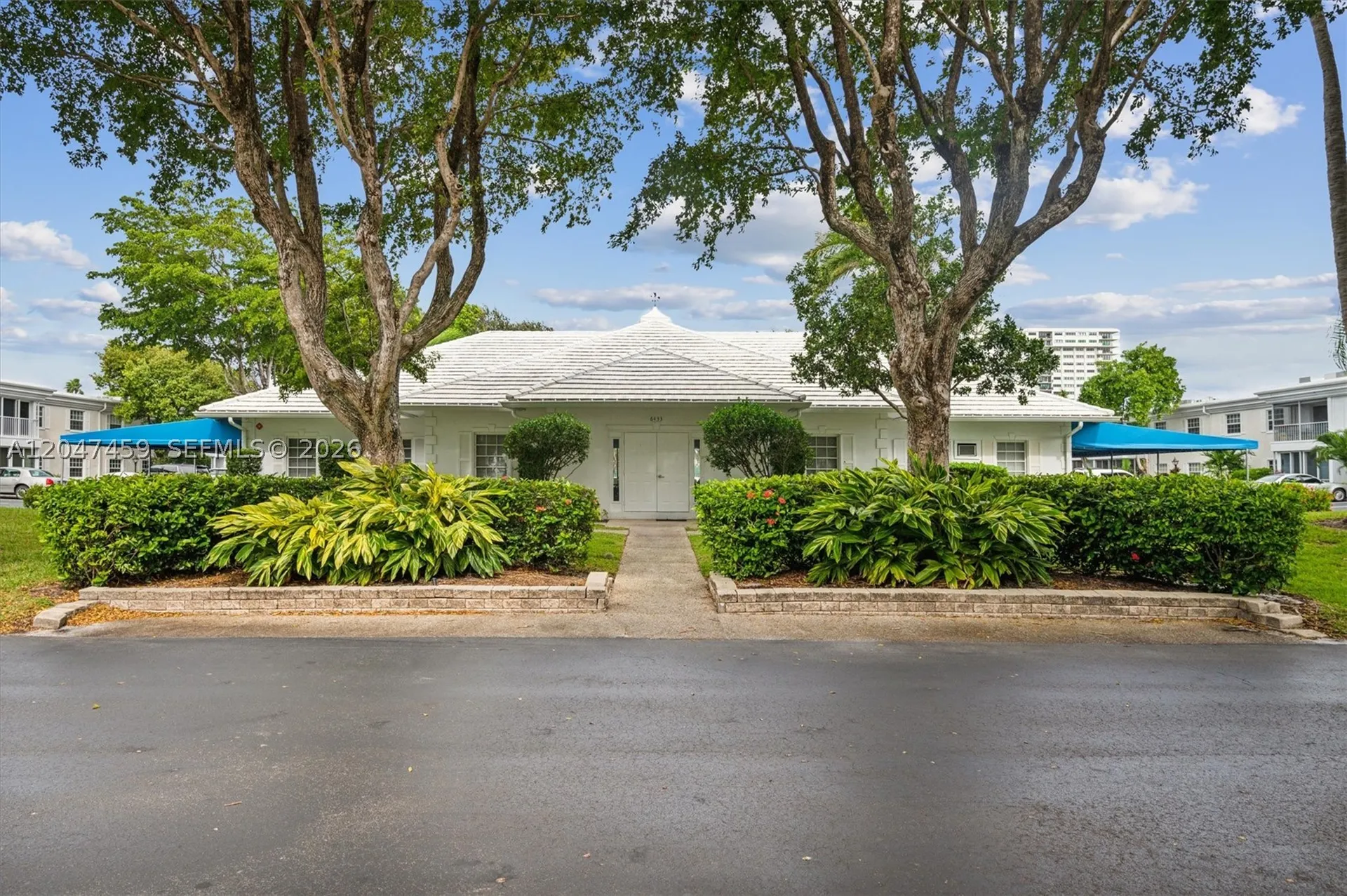 6209 Bay Club Drive Fort Lauderdale FL 33308