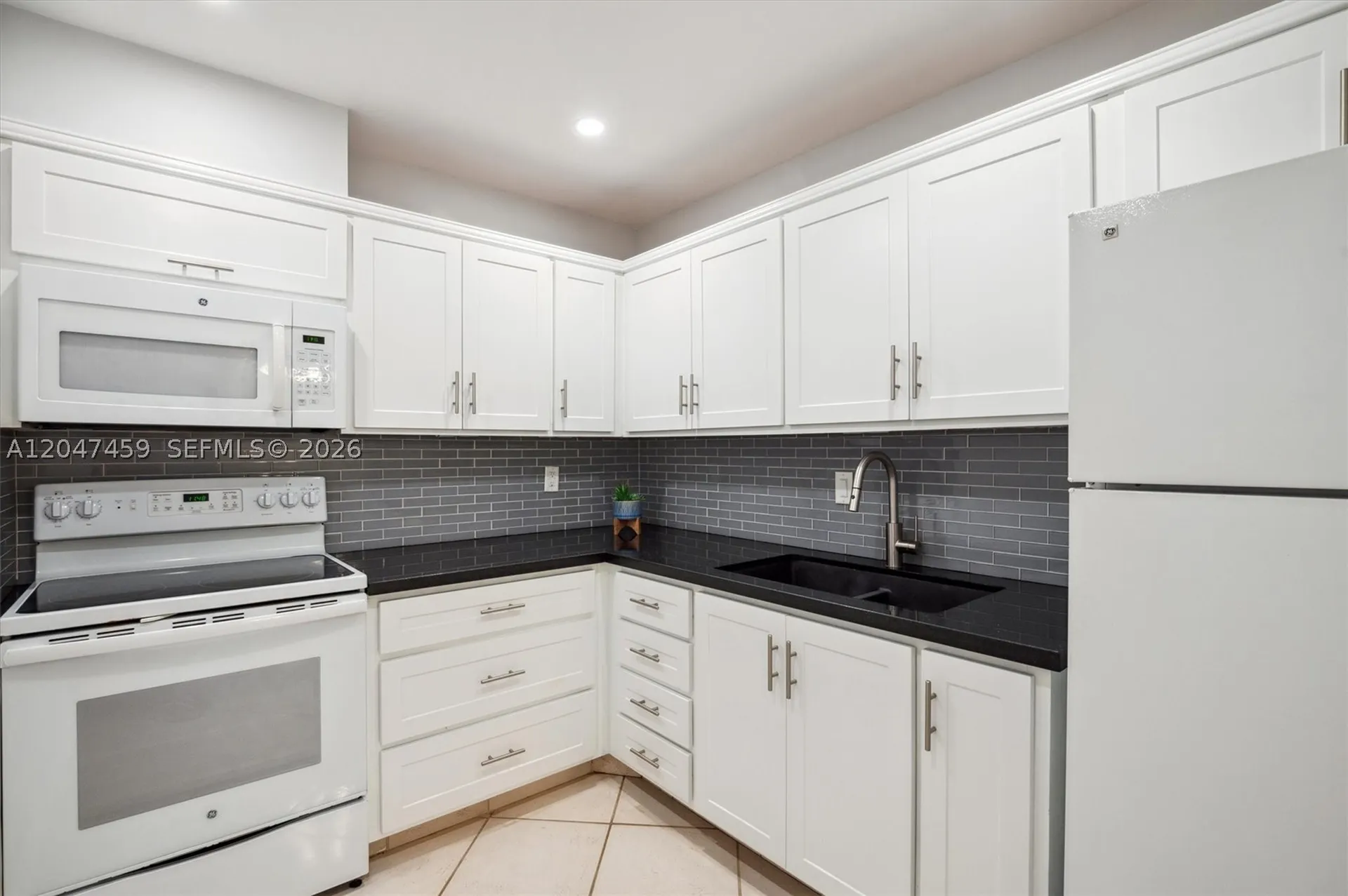 6209 Bay Club Drive Fort Lauderdale FL 33308