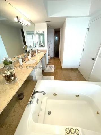 4775 Collins Avenue Miami Beach FL 33140