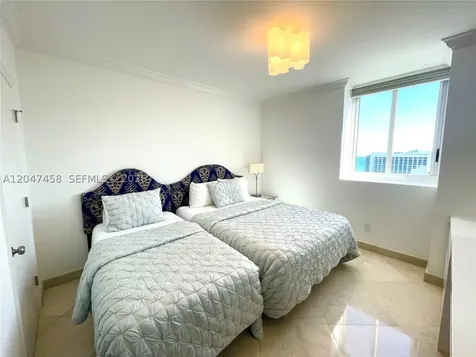 4775 Collins Avenue Miami Beach FL 33140