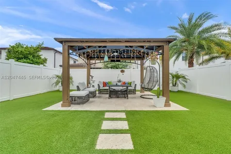 3538 W 108th Street Hialeah FL 33018