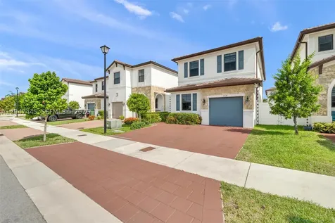3538 W 108th Street Hialeah FL 33018