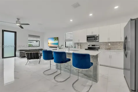 3538 W 108th Street Hialeah FL 33018